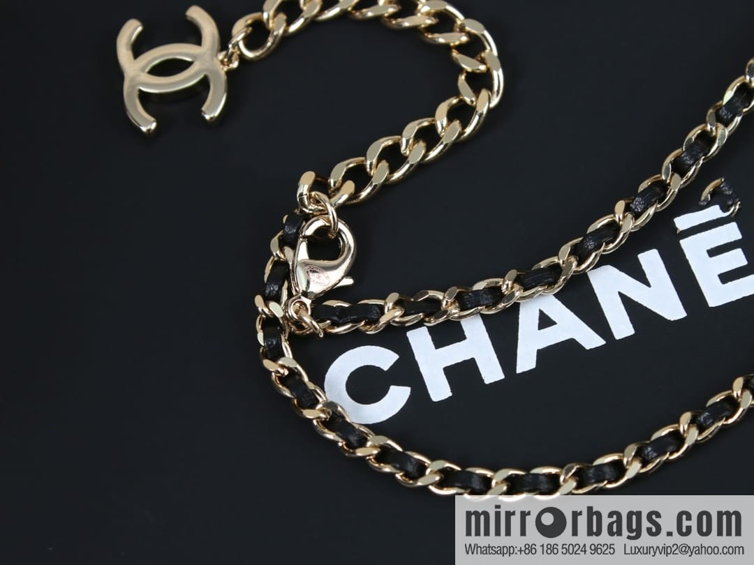 New ☑️ CHANEL Chanel double c peach heart love mirror necklace