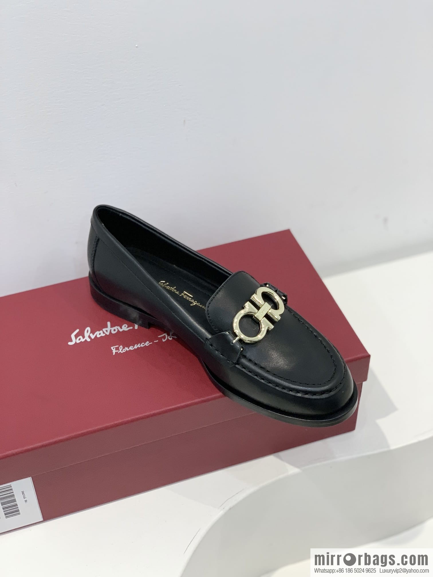 SF ✔️ salvatore Ferragamo ✔️ new products! Ferragamo Gancini double-sided buckle loafers shoes
