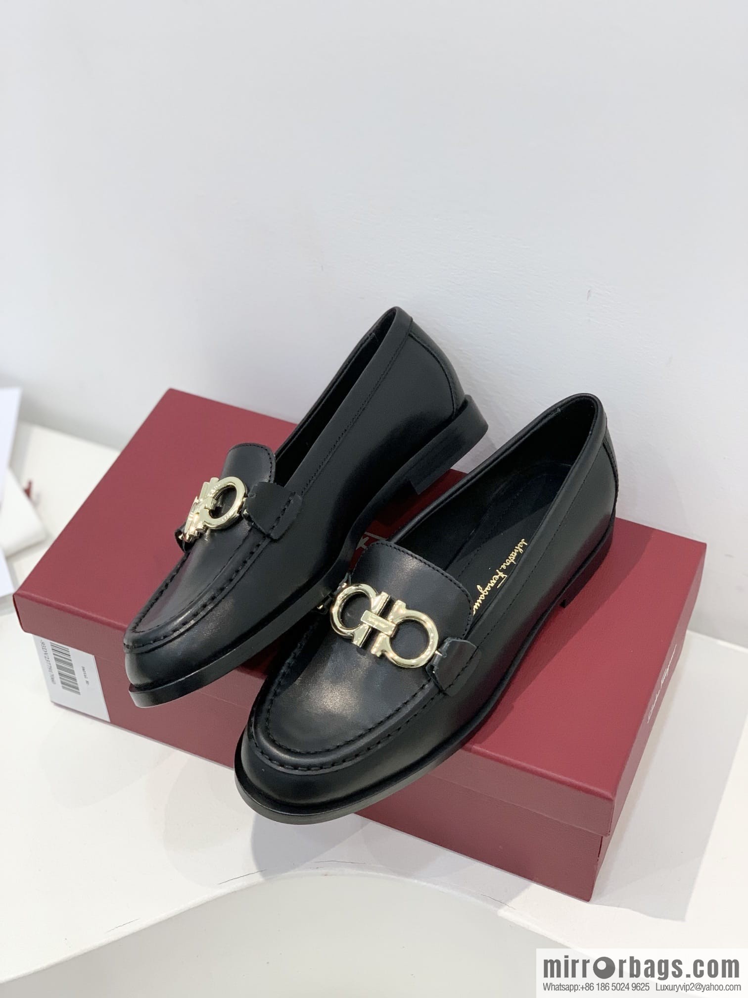 SF ✔️ salvatore Ferragamo ✔️ new products! Ferragamo Gancini double-sided buckle loafers shoes