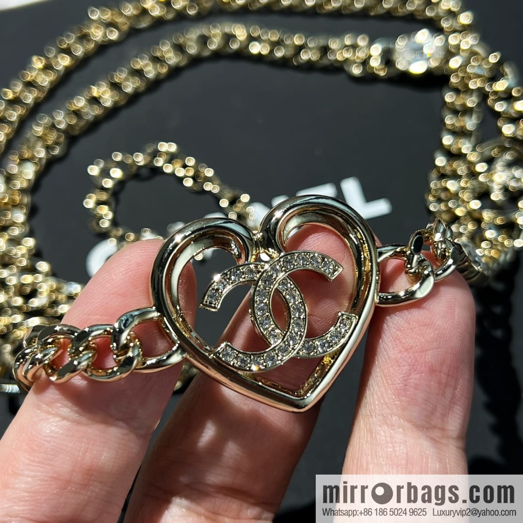 New ☑️ CHANEL Chanel double c peach heart love waist belt waist chain necklace