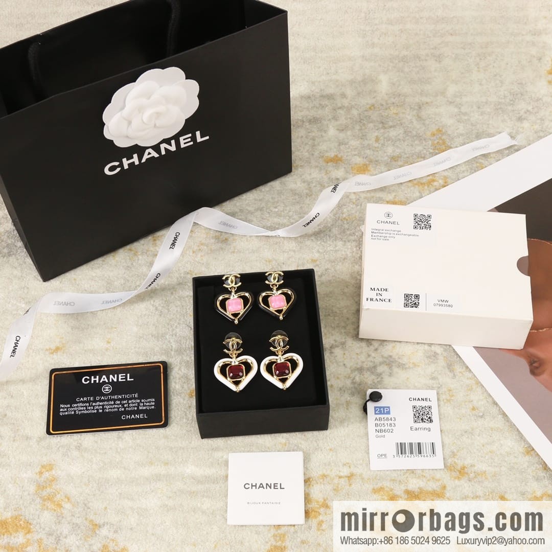 New ☑️ CHANEL Chanel c2 double c peach heart love stud earrings