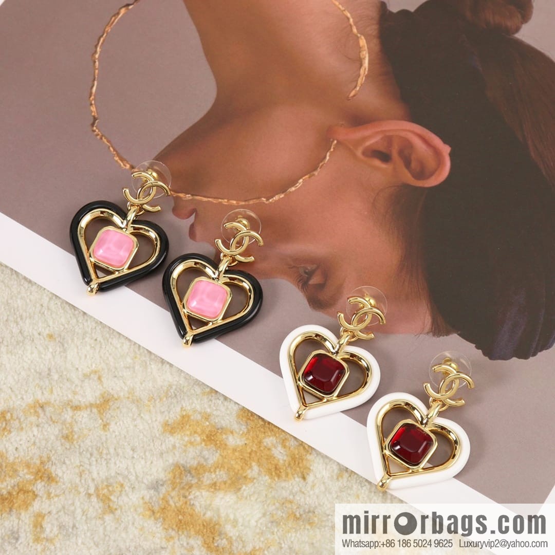 New ☑️ CHANEL Chanel c2 double c peach heart love stud earrings