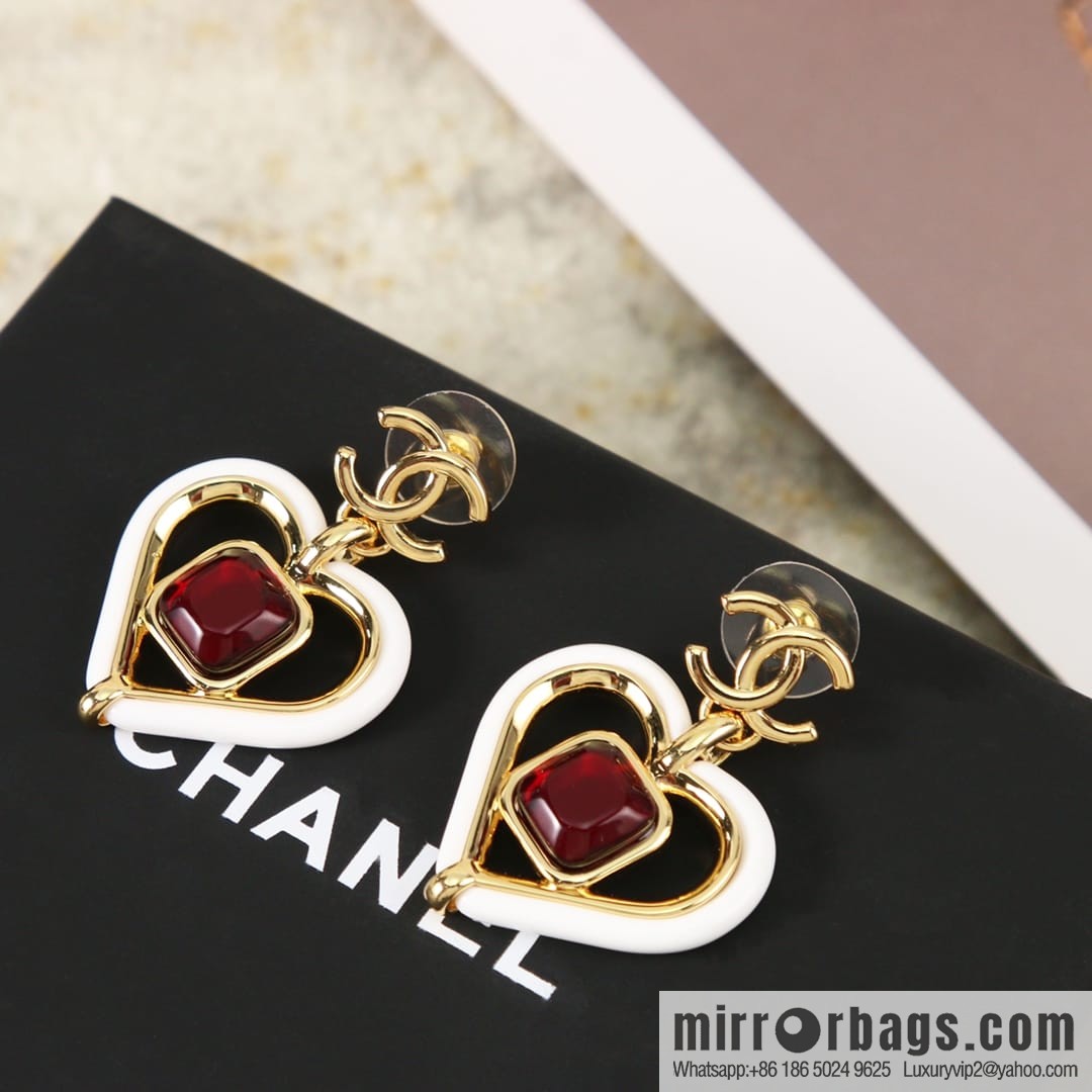 New ☑️ CHANEL Chanel c2 double c peach heart love stud earrings