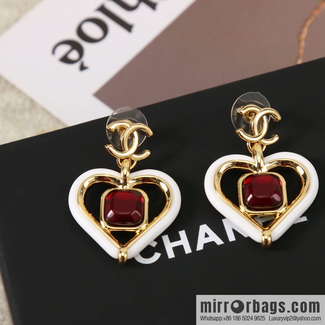 New ☑️ CHANEL Chanel c2 double c peach heart love stud earrings