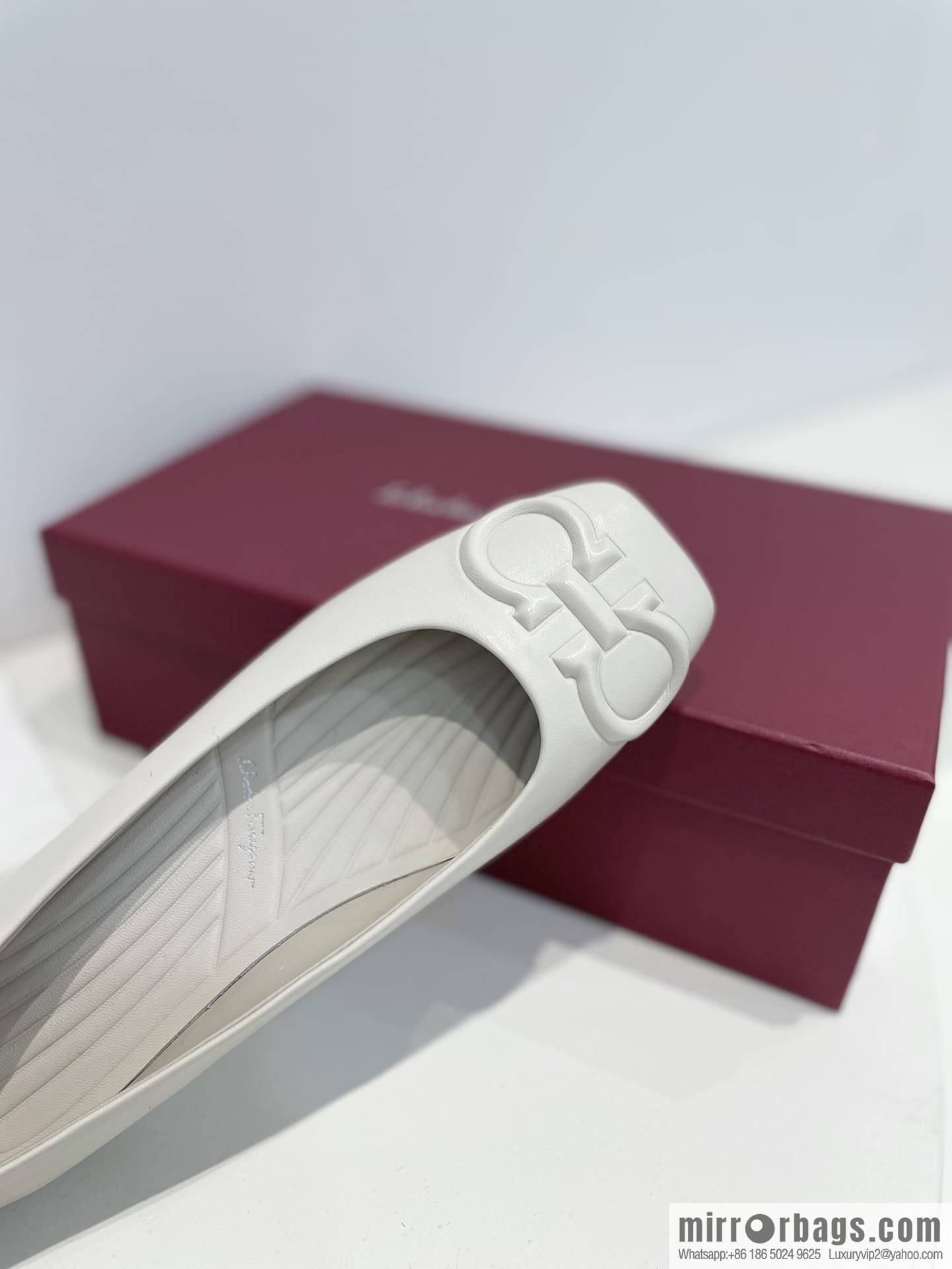 SF ✔️ 2022Salvatore Ferragamo ✔️ New! Ferragamo GANCINI Ballet flats