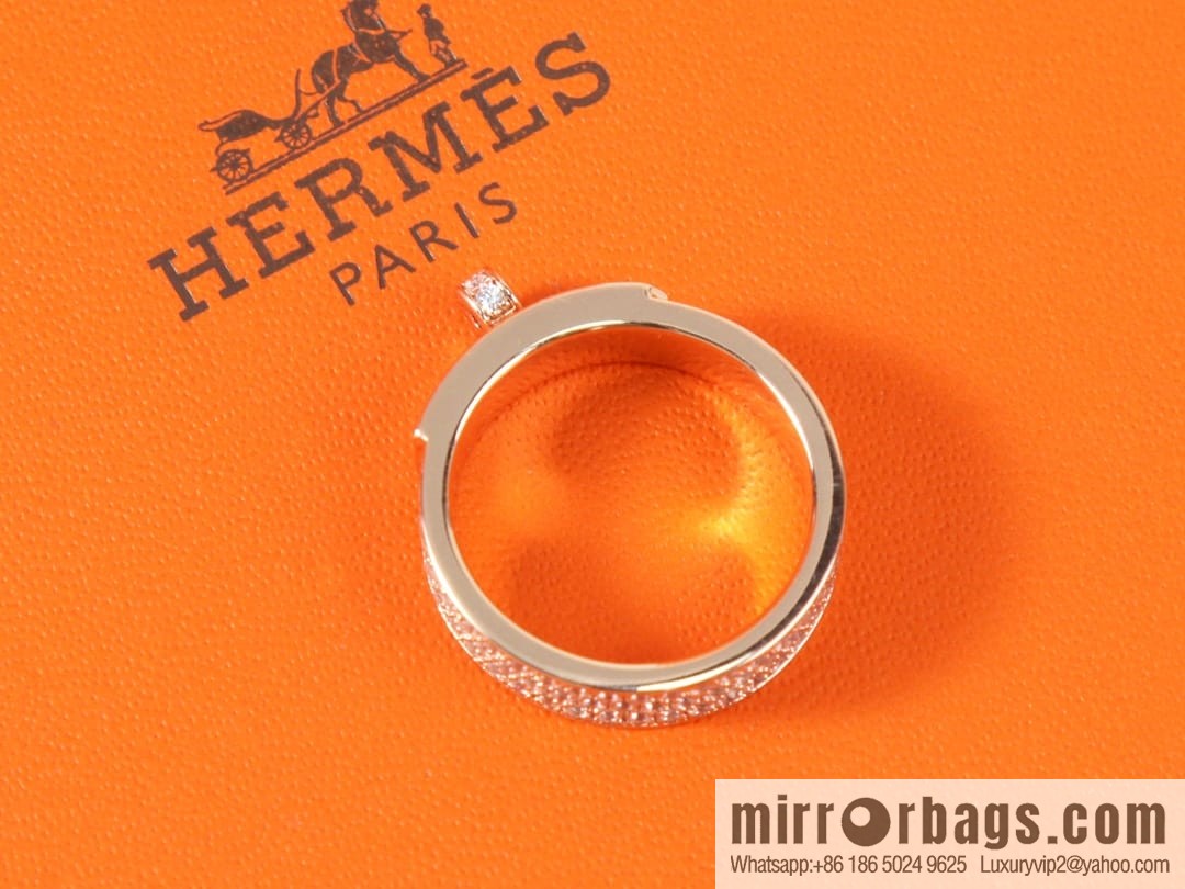 New ☑️ Hermès HERMES button ring