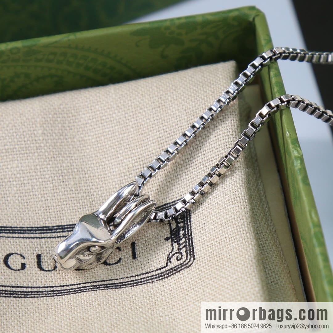 New Gucci gucci rabbit head necklace