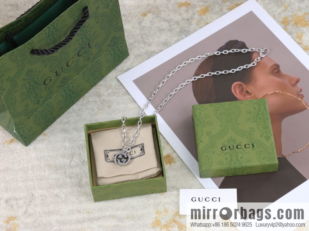 New Gucci gucci double G necklace