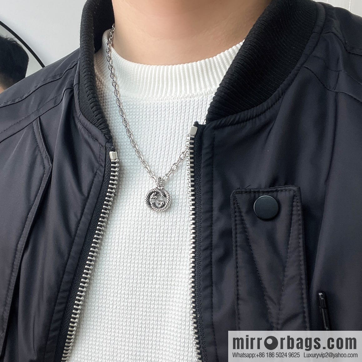 New Gucci gucci double G necklace
