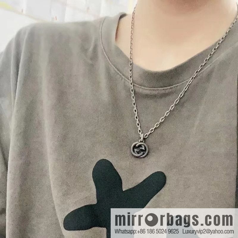 New Gucci gucci double G necklace