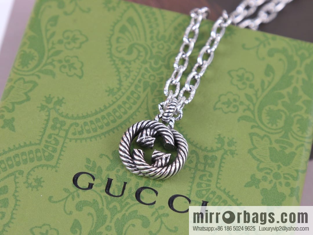 New Gucci gucci double G necklace