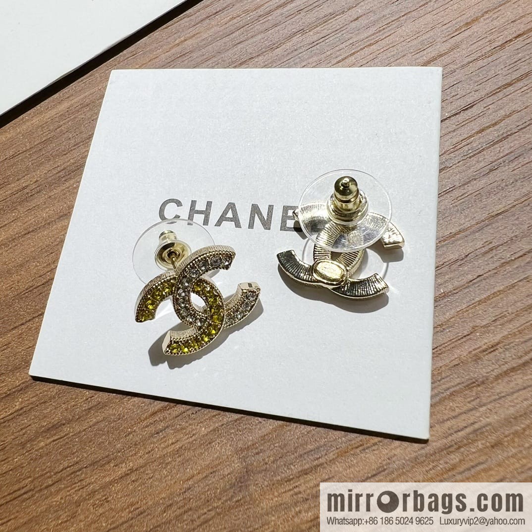 New ☑️ CHANEL Chanel c1 double c color diamond color matching earrings