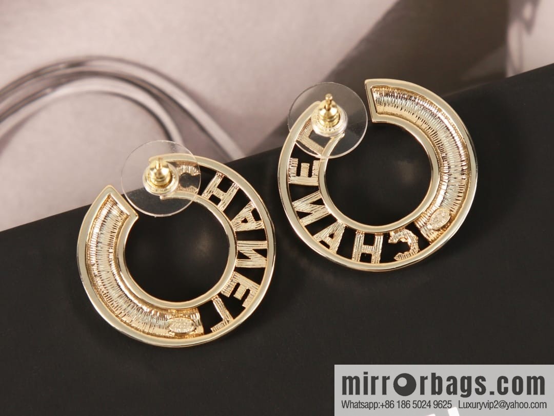 New ☑️ CHANEL Chanel c2 double c colored diamond round stud earrings