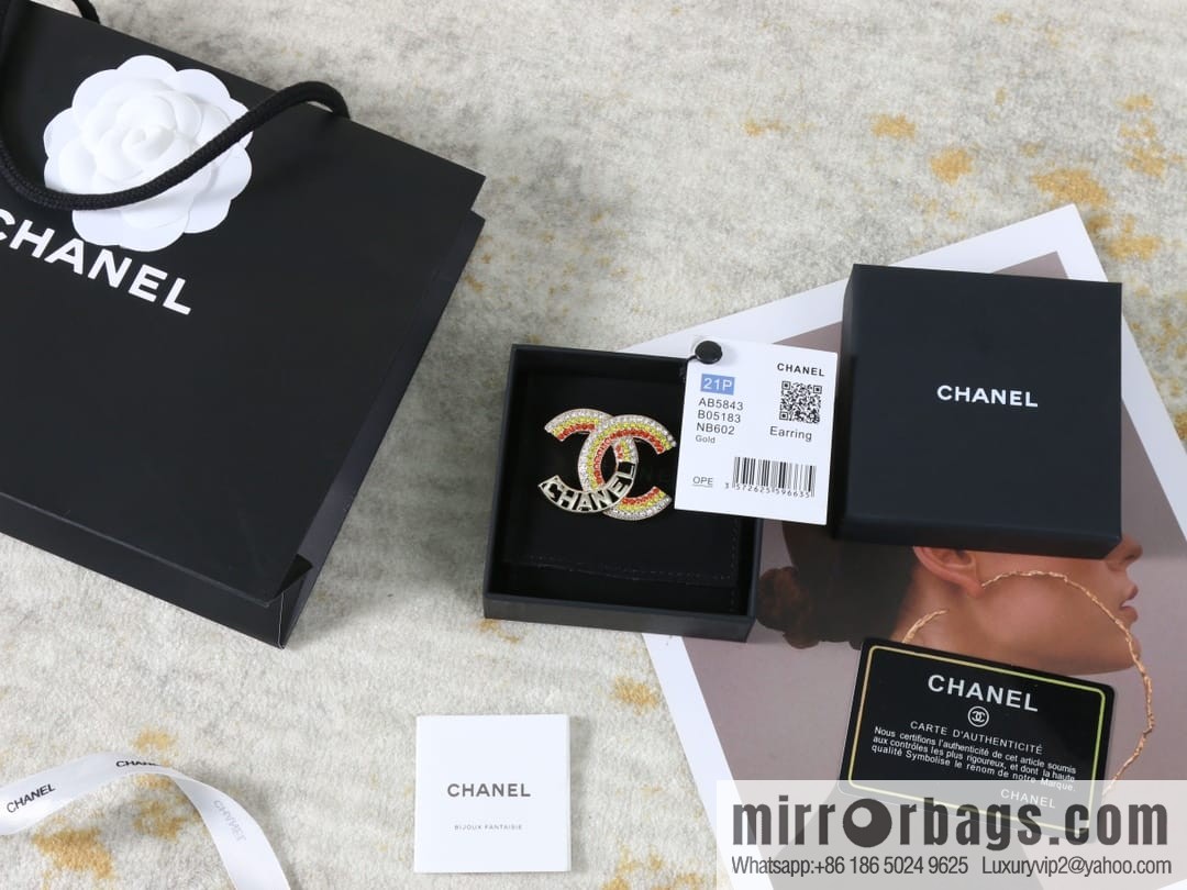 New ☑️ CHANEL Chanel double c colored diamond cut-out brooch