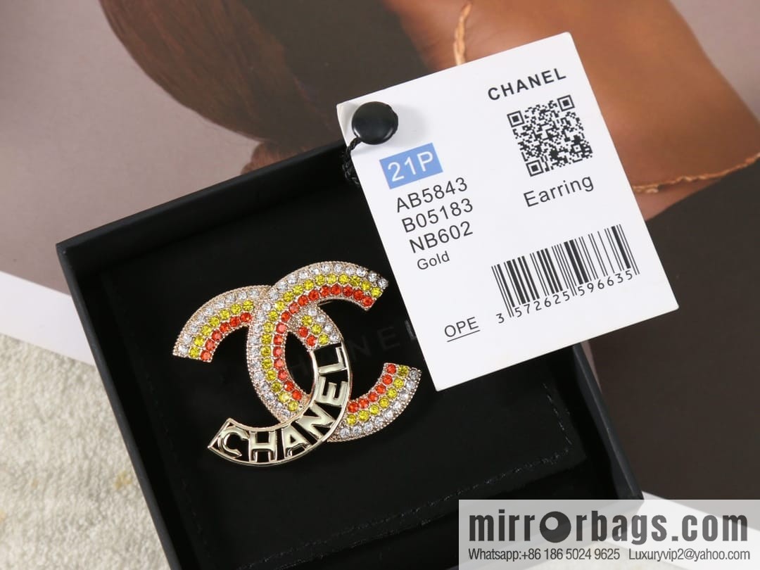 New ☑️ CHANEL Chanel double c colored diamond cut-out brooch