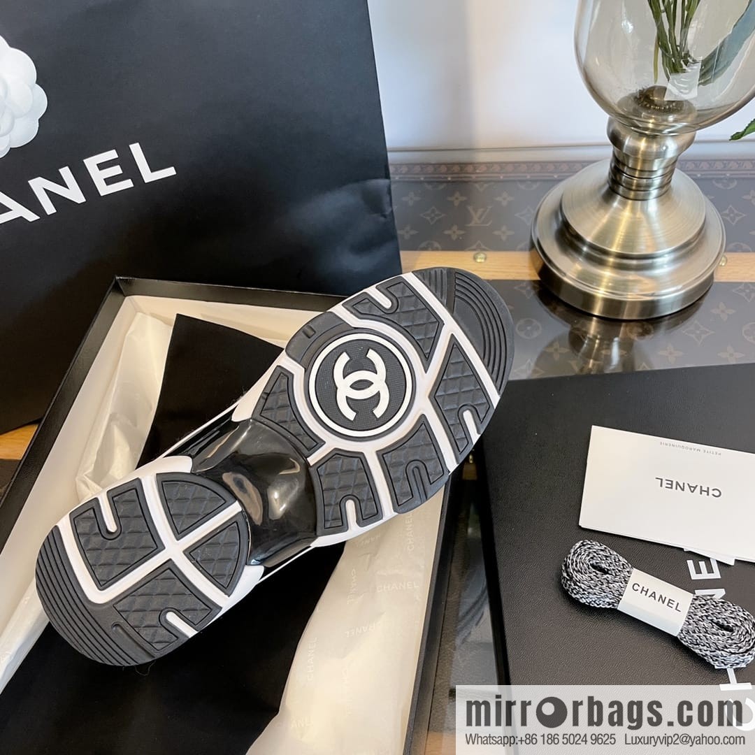 Chanel Wool rough flower reflective sneakers