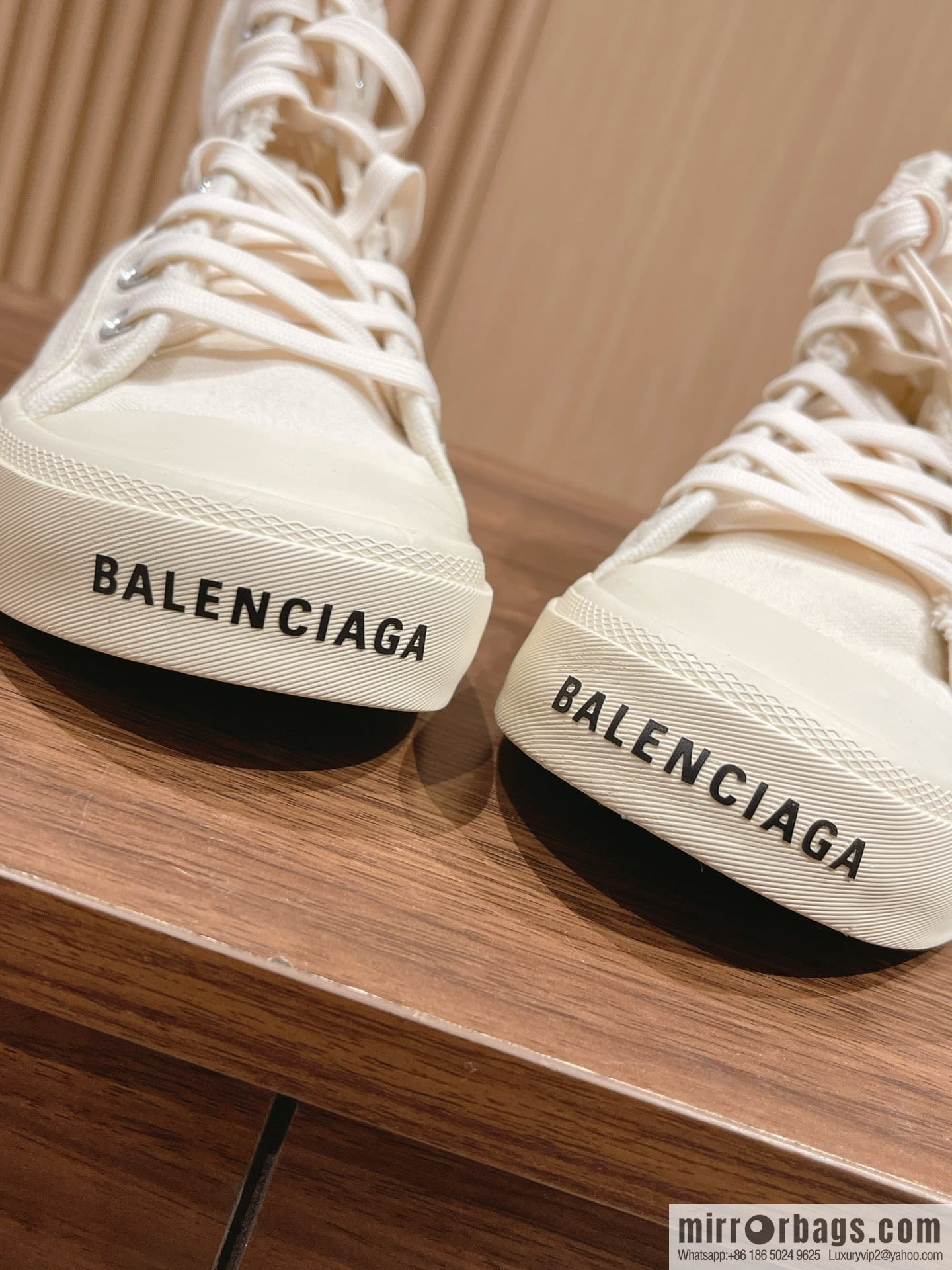 𝐁𝐚𝐥𝐞𝐧𝐜𝐢𝐚𝐠𝐚 Balenciaga, new Paris casual espadrilles