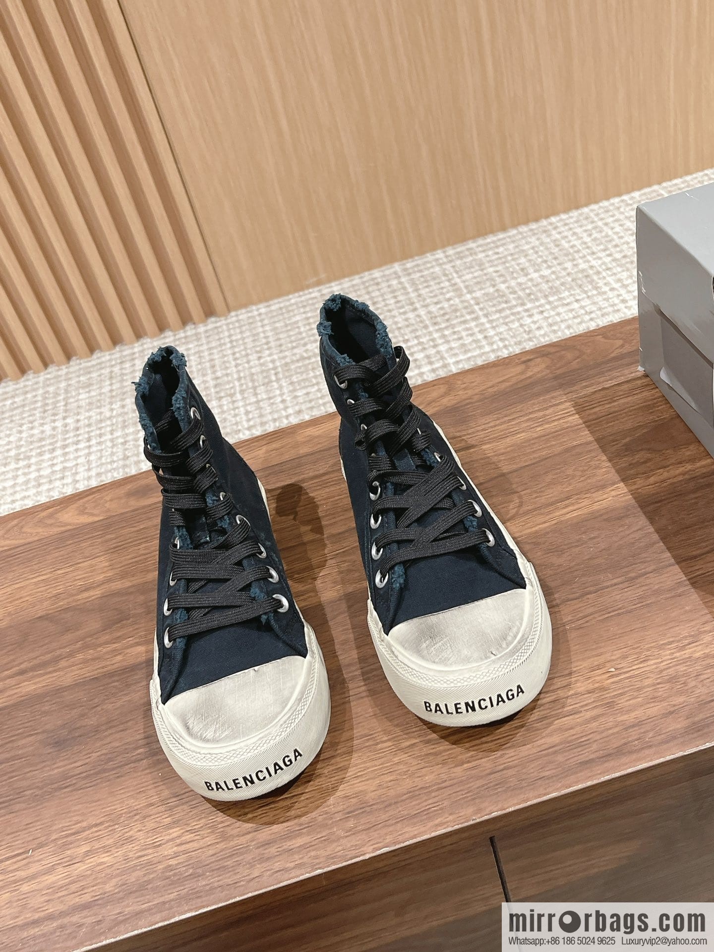 𝐁𝐚𝐥𝐞𝐧𝐜𝐢𝐚𝐠𝐚 Balenciaga, new Paris casual espadrilles