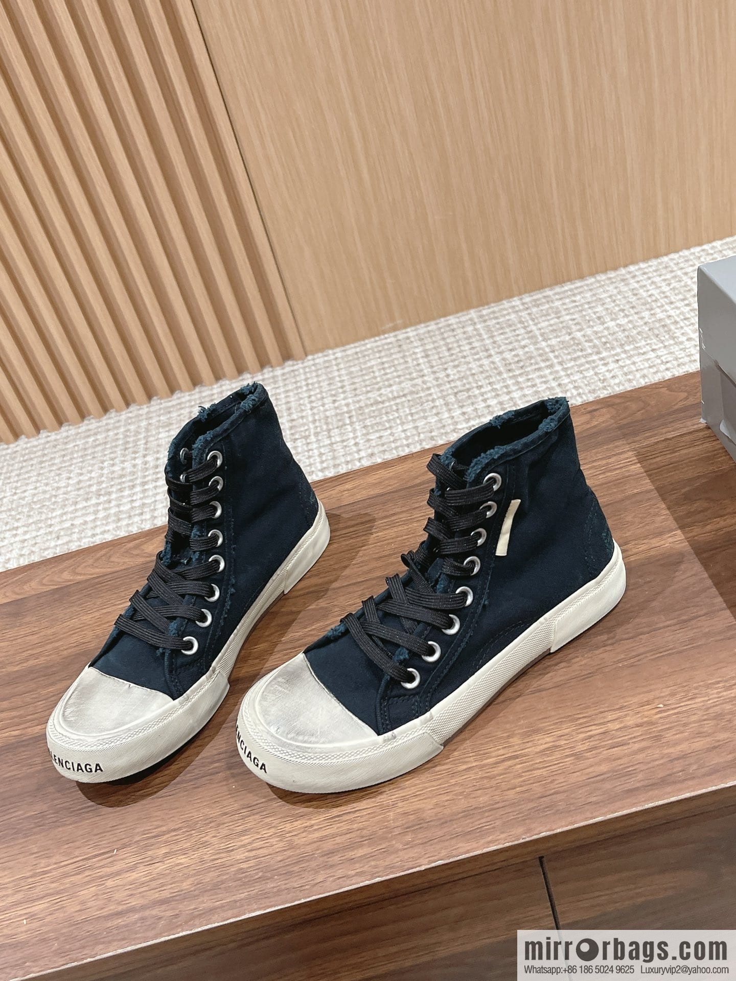𝐁𝐚𝐥𝐞𝐧𝐜𝐢𝐚𝐠𝐚 Balenciaga, new Paris casual espadrilles