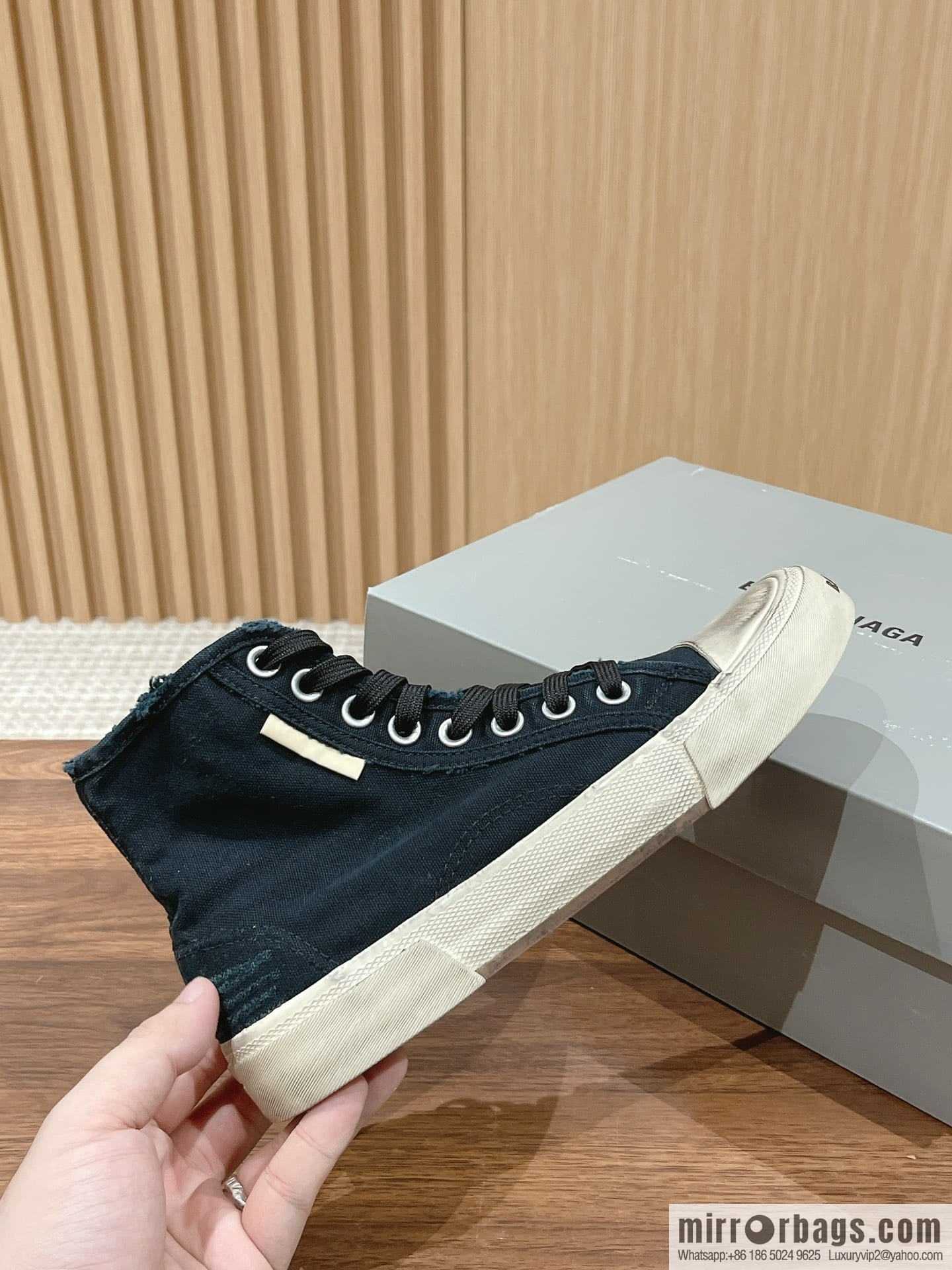 𝐁𝐚𝐥𝐞𝐧𝐜𝐢𝐚𝐠𝐚 Balenciaga, new Paris casual espadrilles