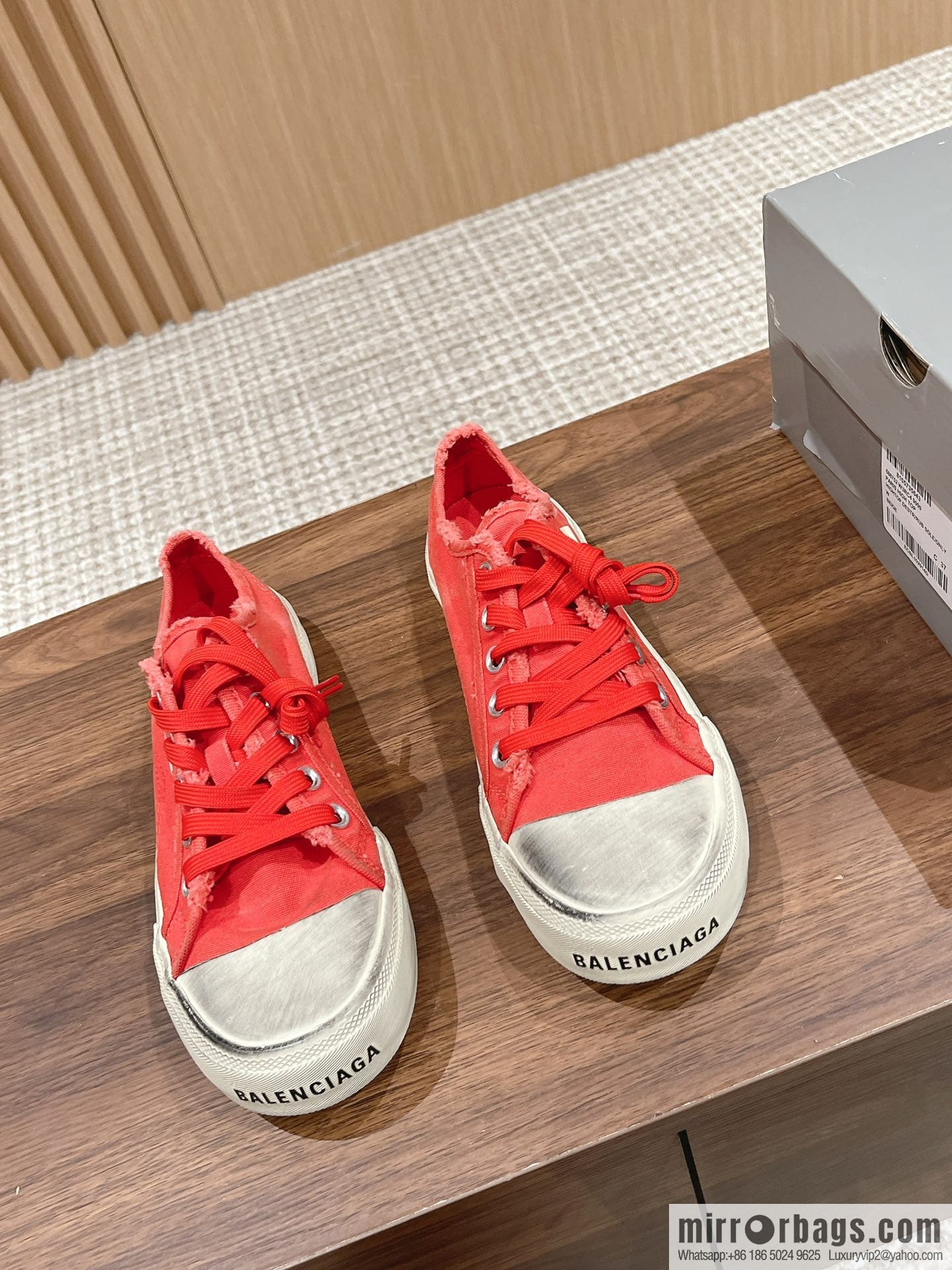 𝐁𝐚𝐥𝐞𝐧𝐜𝐢𝐚𝐠𝐚 Balenciaga, new Paris casual espadrilles