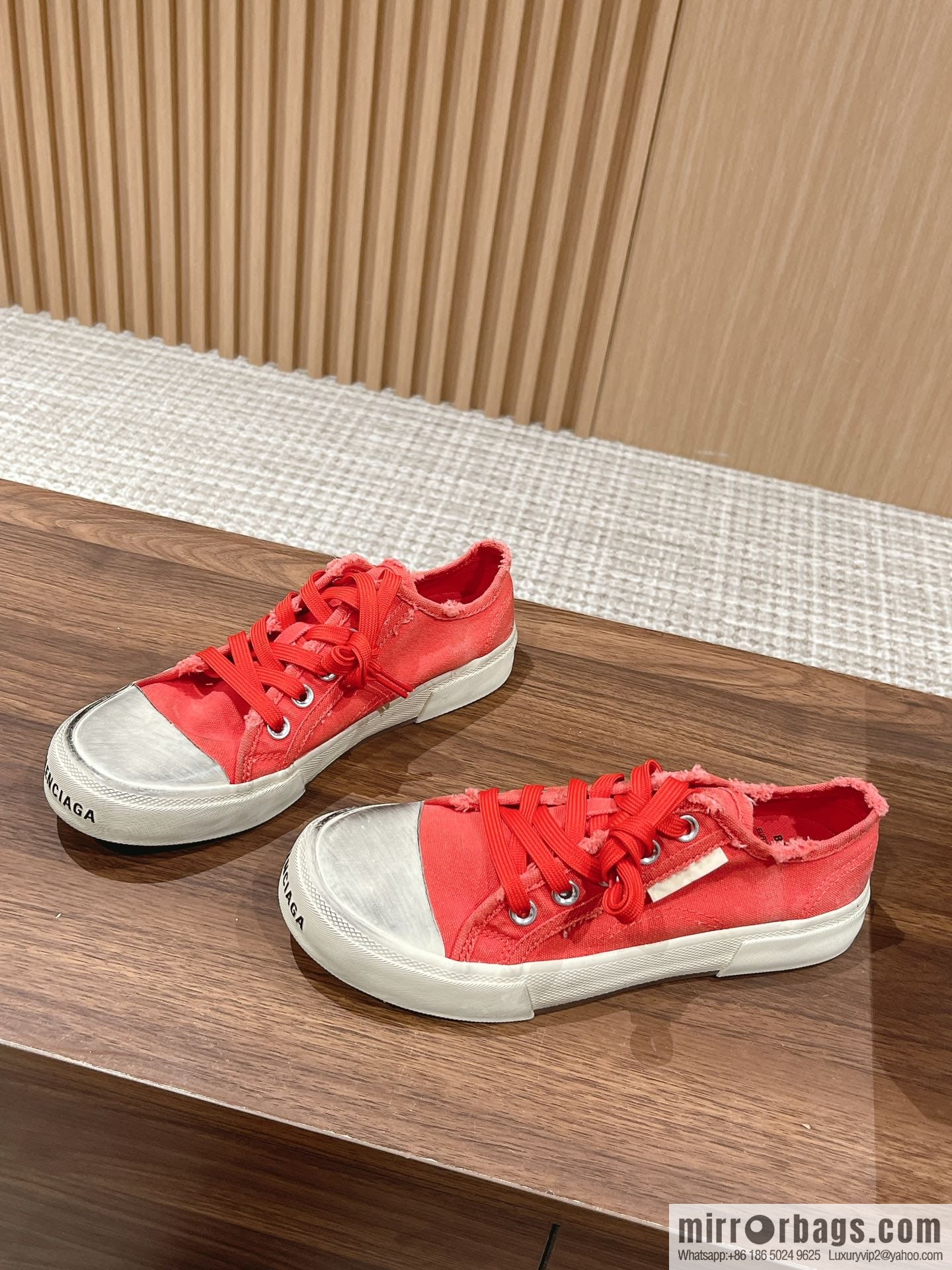 𝐁𝐚𝐥𝐞𝐧𝐜𝐢𝐚𝐠𝐚 Balenciaga, new Paris casual espadrilles