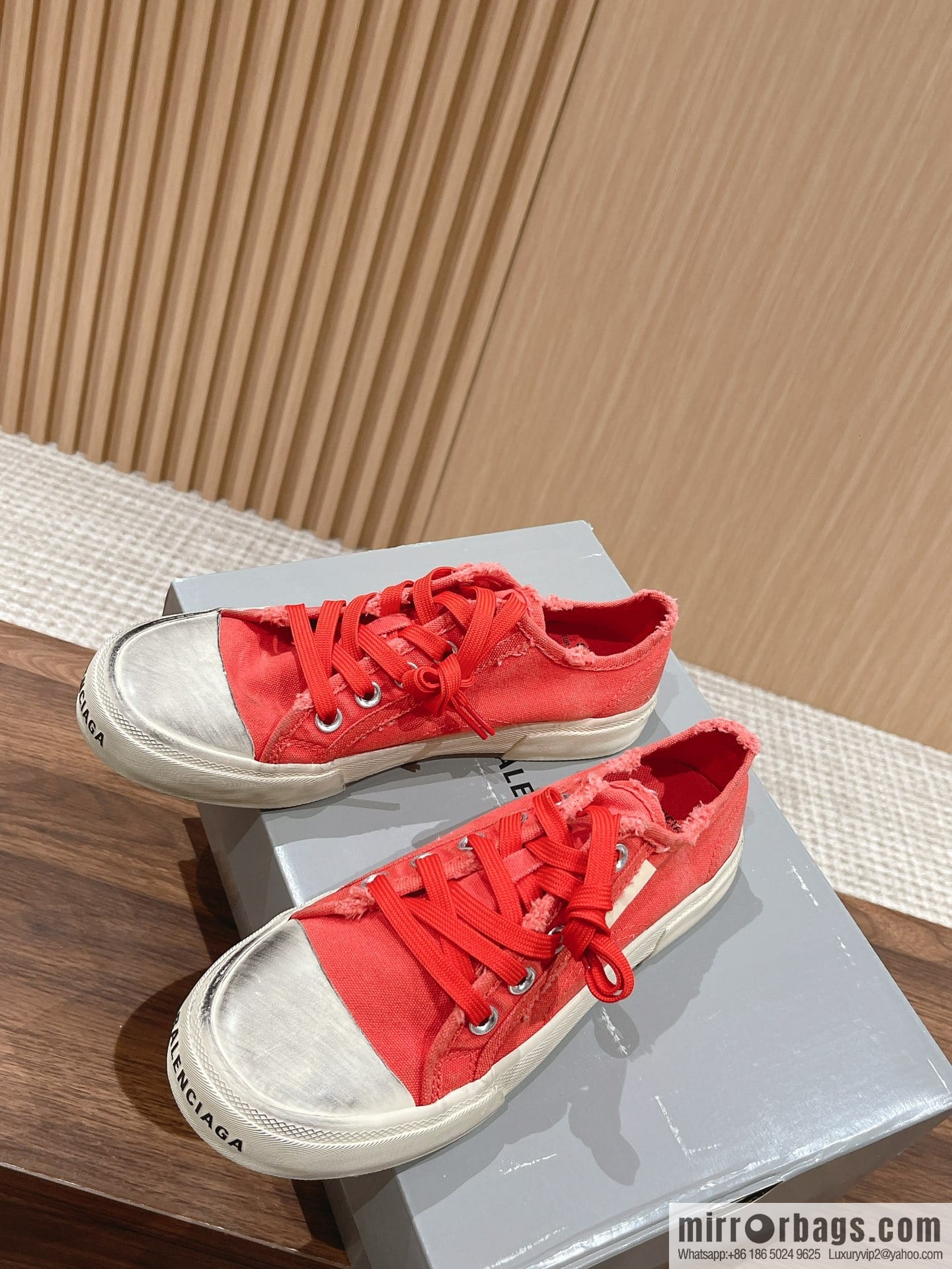 𝐁𝐚𝐥𝐞𝐧𝐜𝐢𝐚𝐠𝐚 Balenciaga, new Paris casual espadrilles