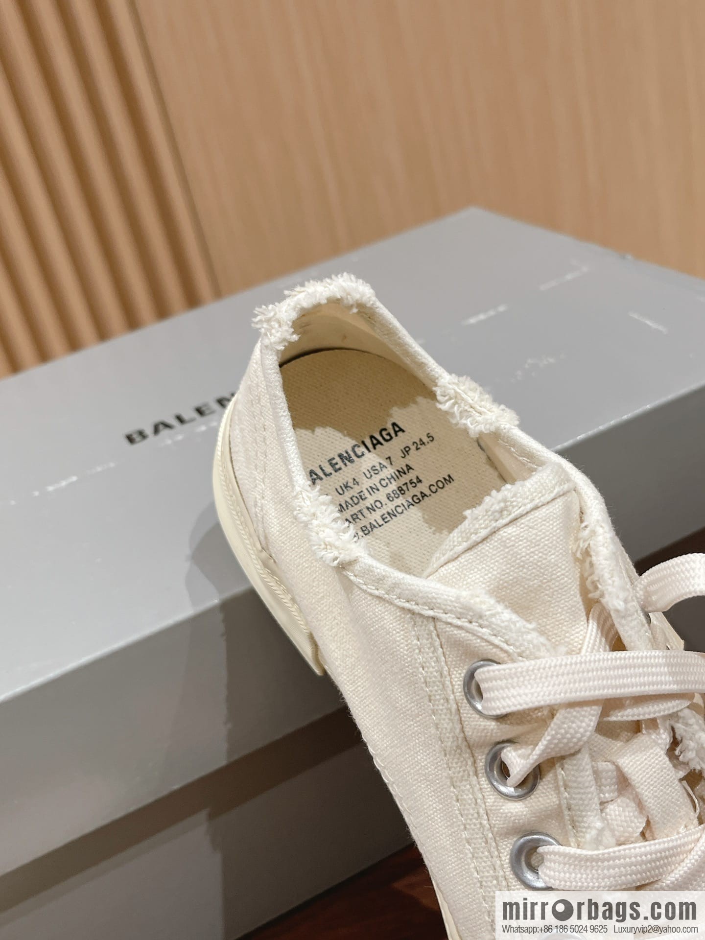 𝐁𝐚𝐥𝐞𝐧𝐜𝐢𝐚𝐠𝐚 Balenciaga, new Paris casual espadrilles