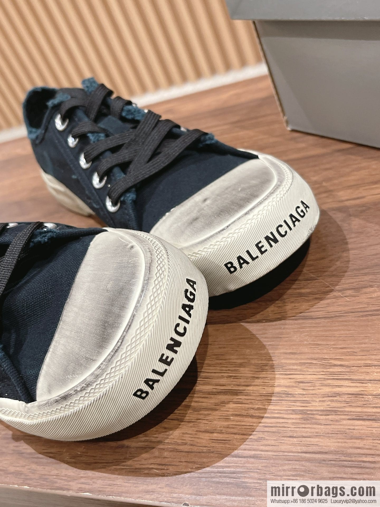 𝐁𝐚𝐥𝐞𝐧𝐜𝐢𝐚𝐠𝐚 Balenciaga, new Paris casual espadrilles