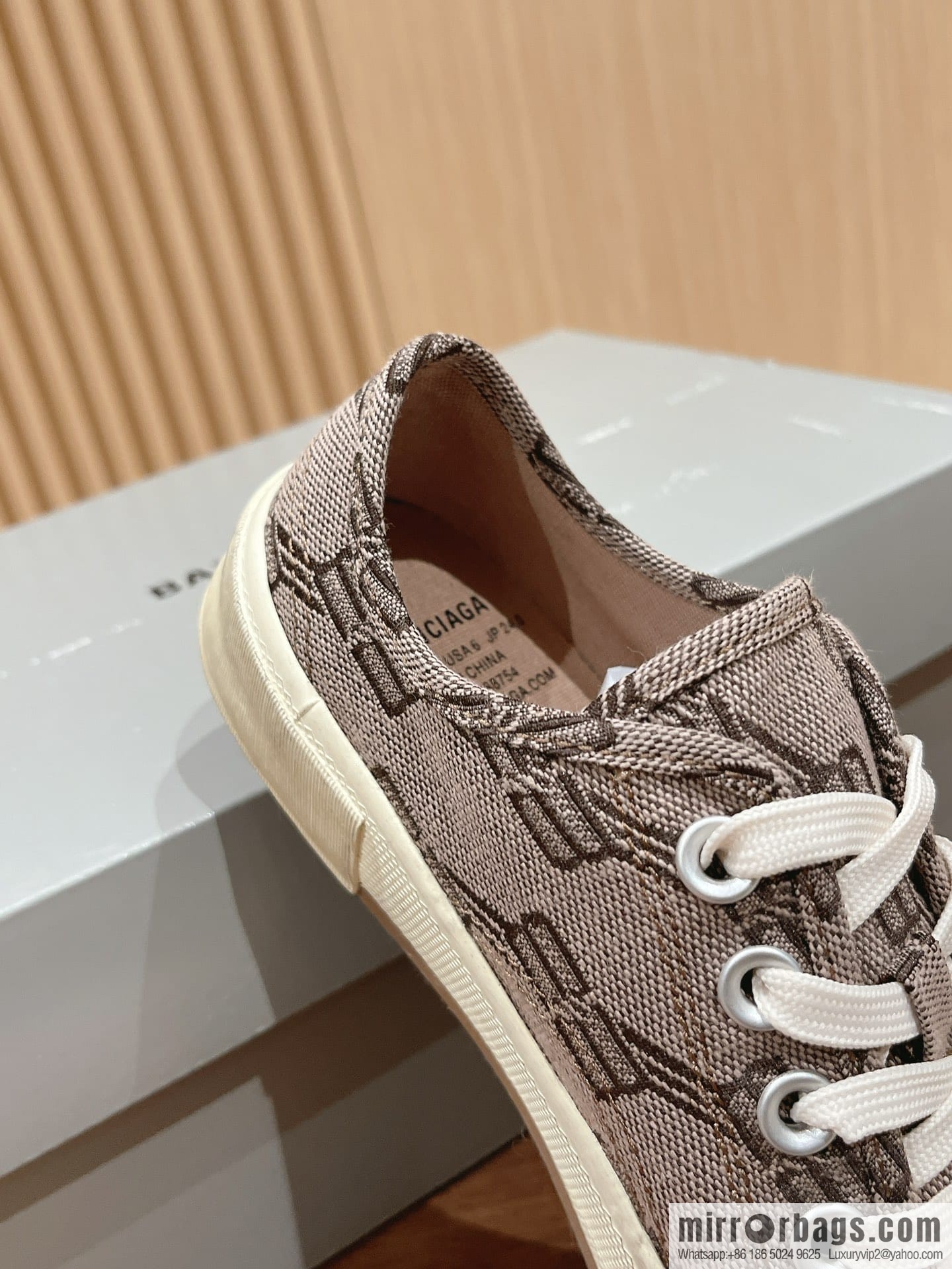 𝐁𝐚𝐥𝐞𝐧𝐜𝐢𝐚𝐠𝐚 Balenciaga, new Paris casual espadrilles