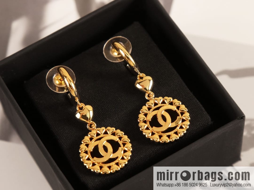 New ☑️ CHANEL Chanel C2 gold double c round stud earrings
