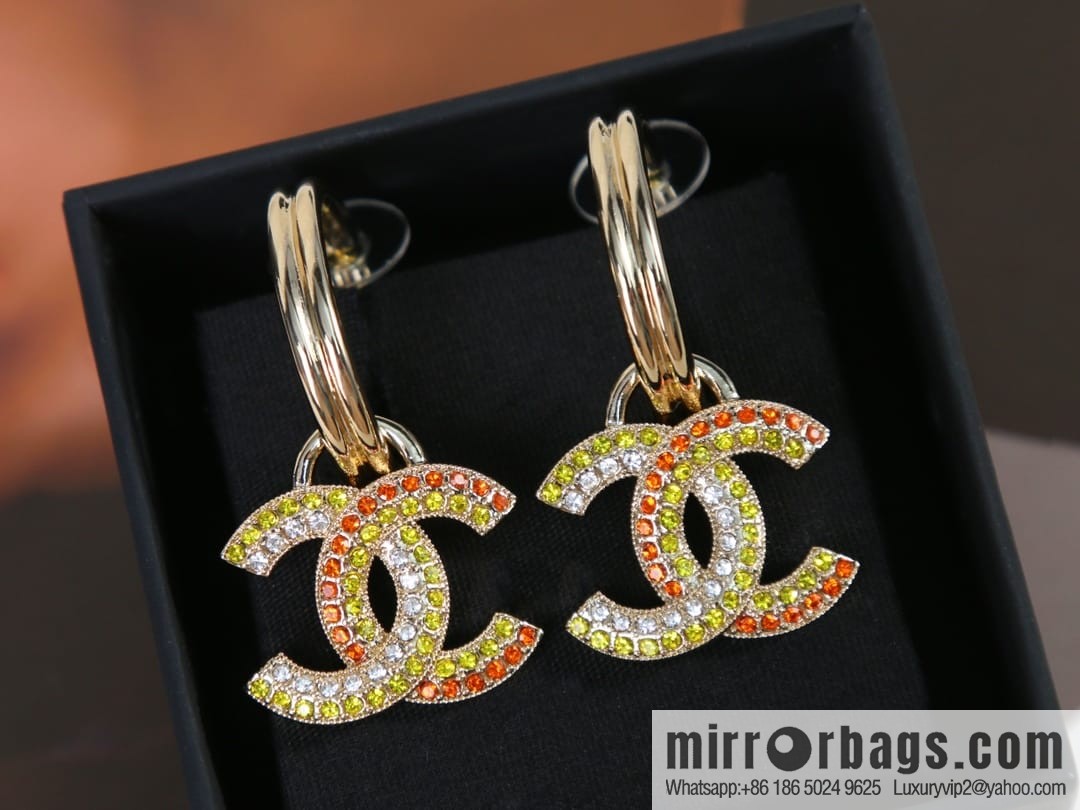 New ☑️ CHANEL Chanel c2 colored diamond stud earrings