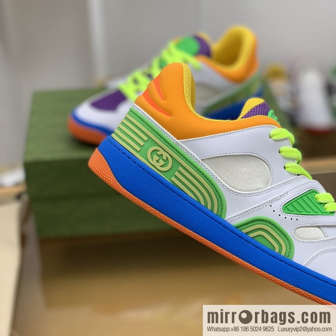 Gucci Gucci uses leather + breathable mesh iconic His & Hers sneakers