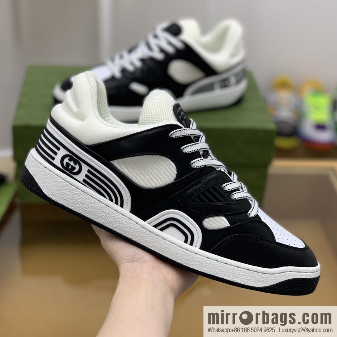 Gucci Gucci uses leather + breathable mesh iconic His & Hers sneakers