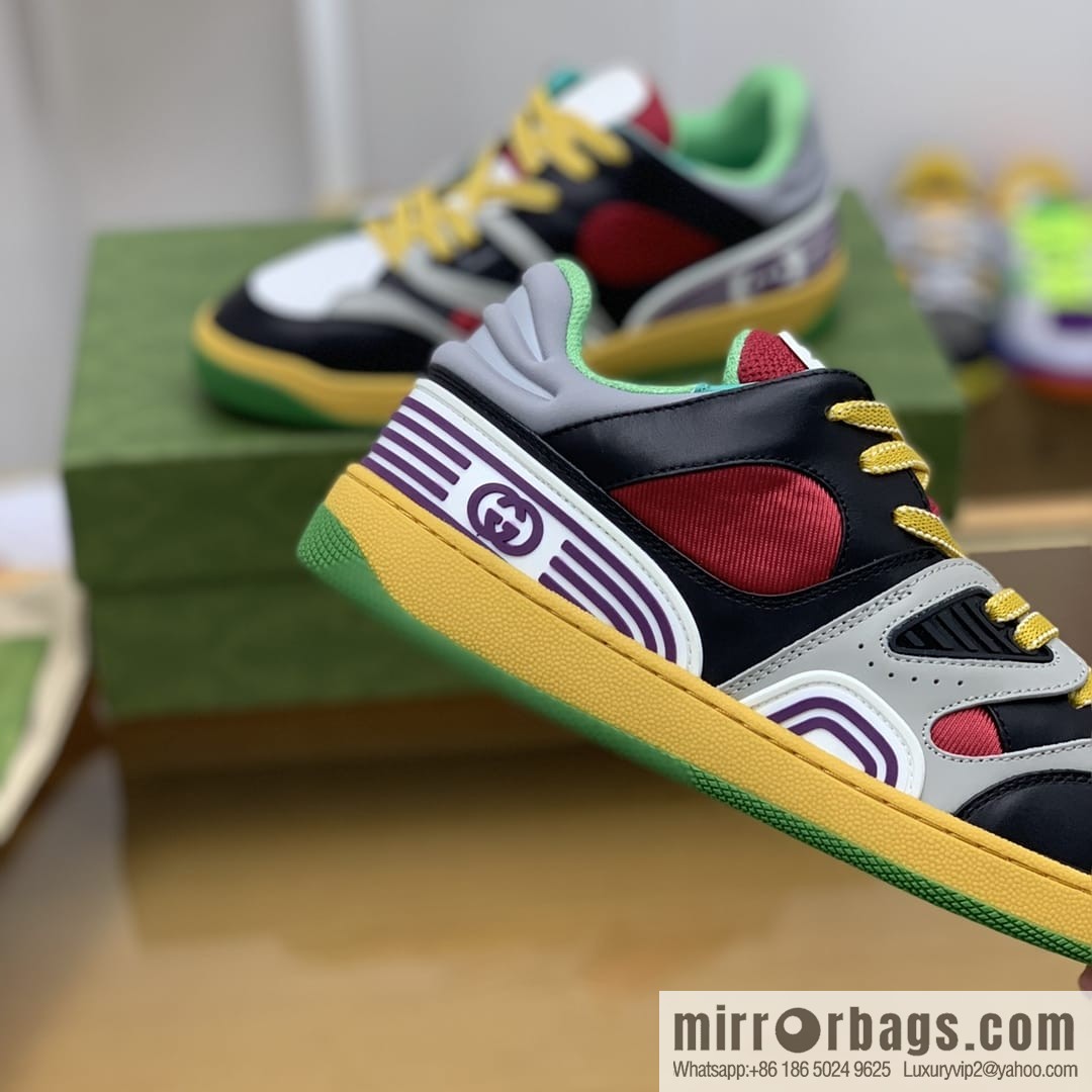 Gucci Gucci uses leather + breathable mesh iconic His & Hers sneakers