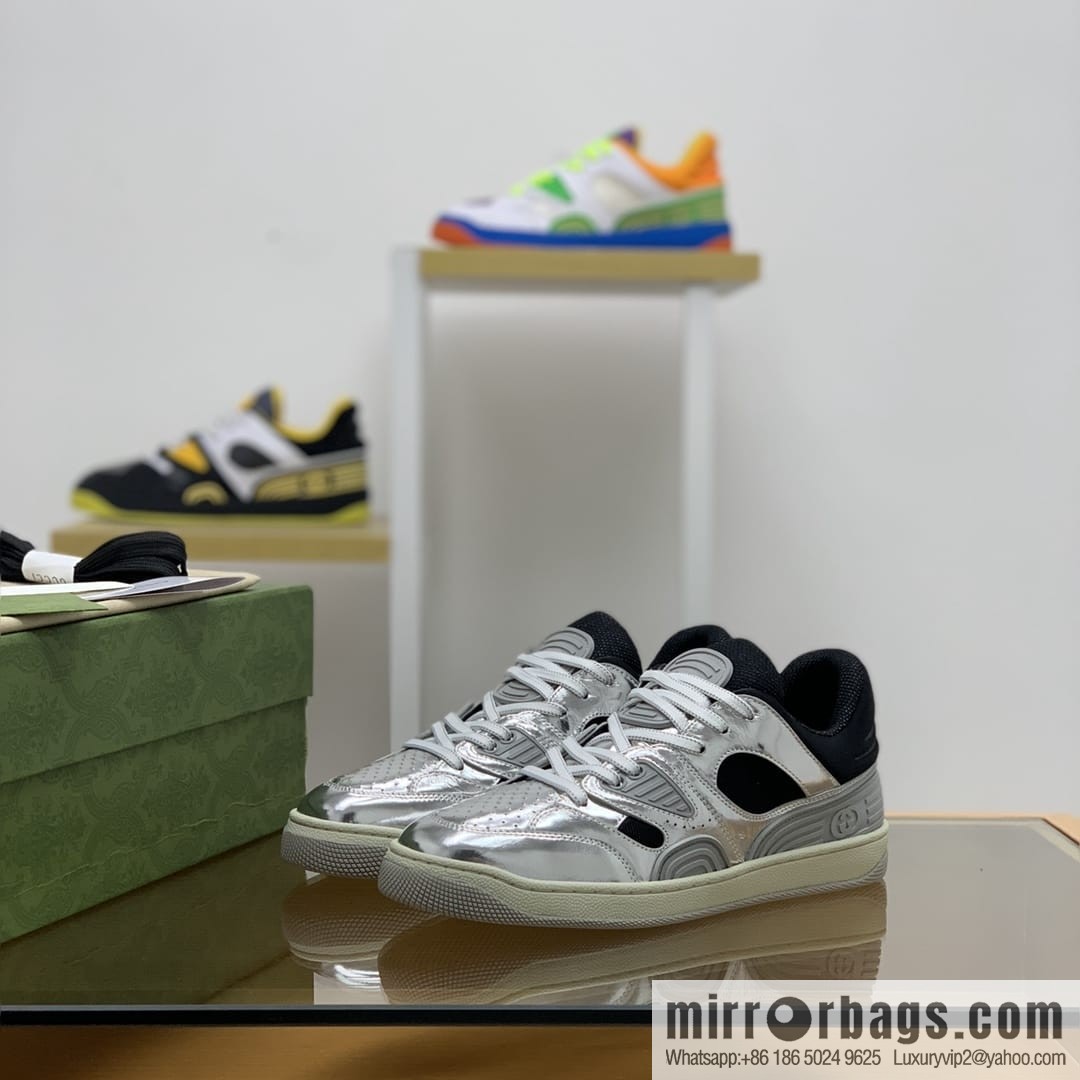 Gucci Gucci uses leather + breathable mesh iconic His & Hers sneakers