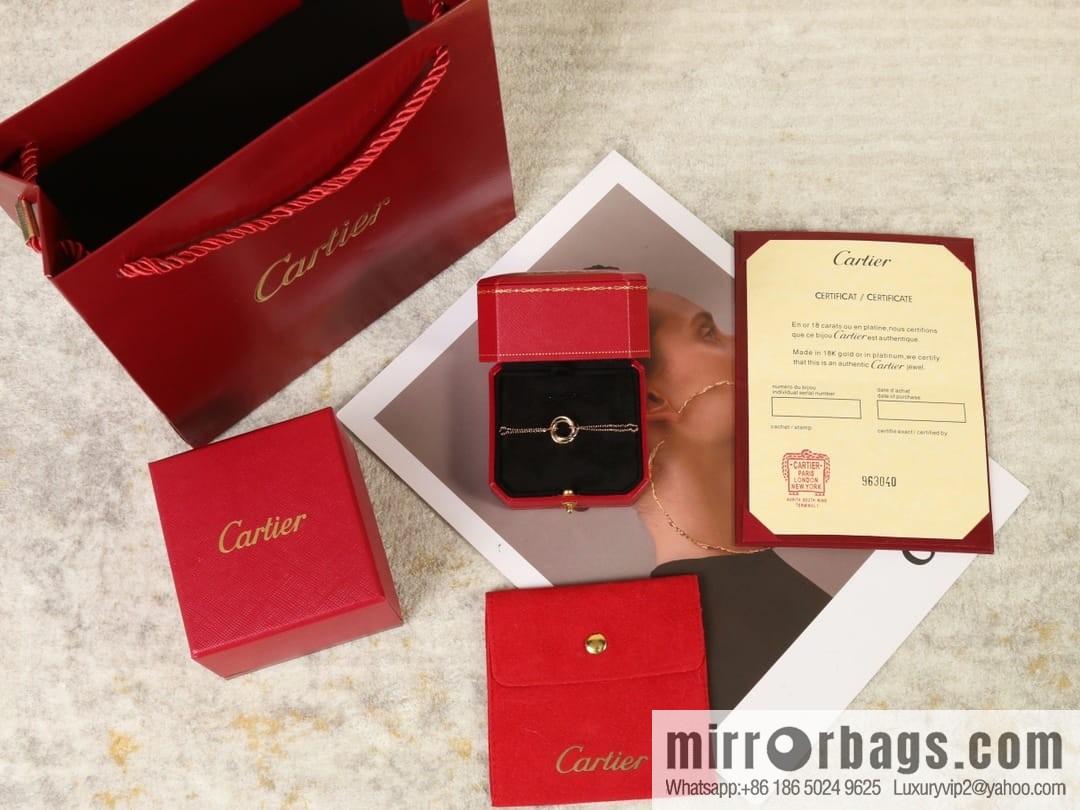 Cartier Trinity series three-color three-ring bracelet