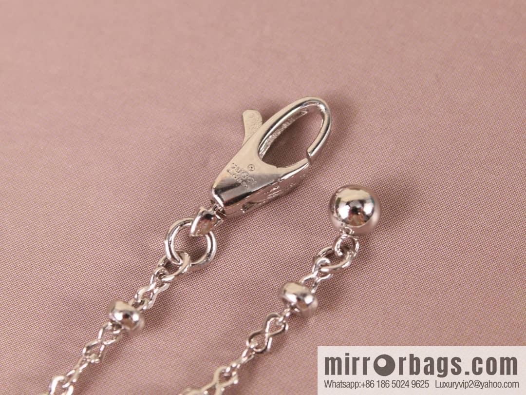New Gucci gucci double G necklace