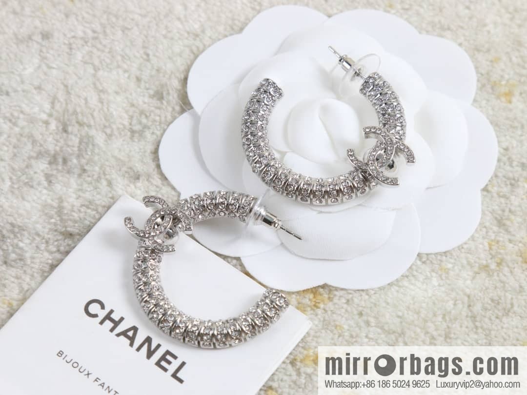 New ☑️ CHANEL Chanel c1 double c semi-round full diamond stud earrings