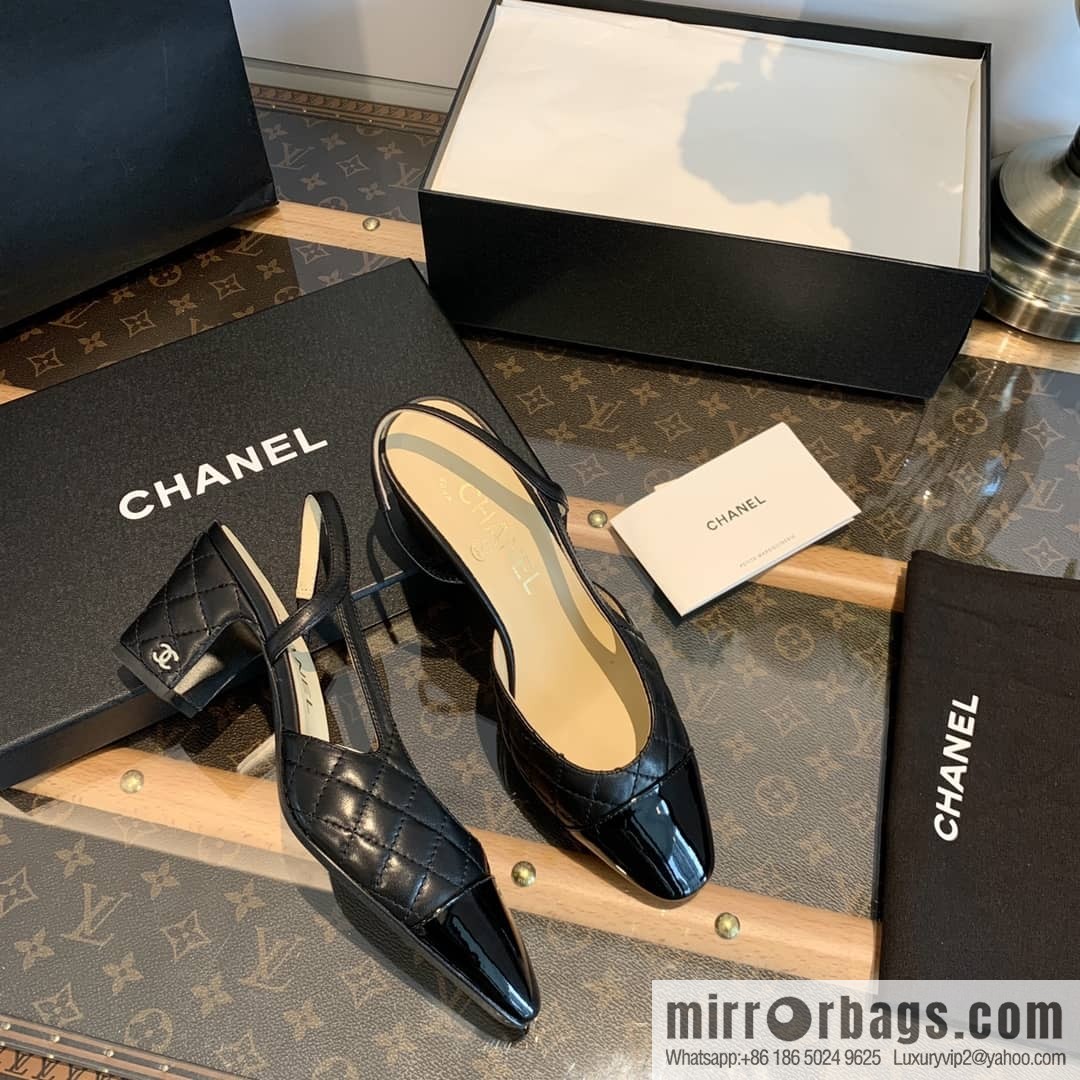 Chanel Xiaoxiang rhombus color matching thick-heeled sandals