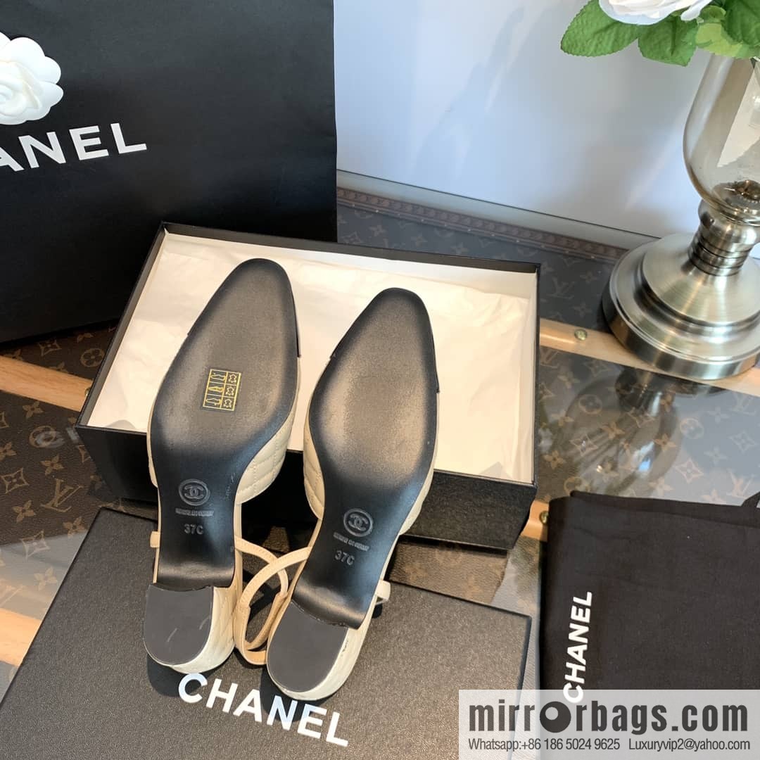 Chanel Xiaoxiang rhombus color matching thick-heeled sandals