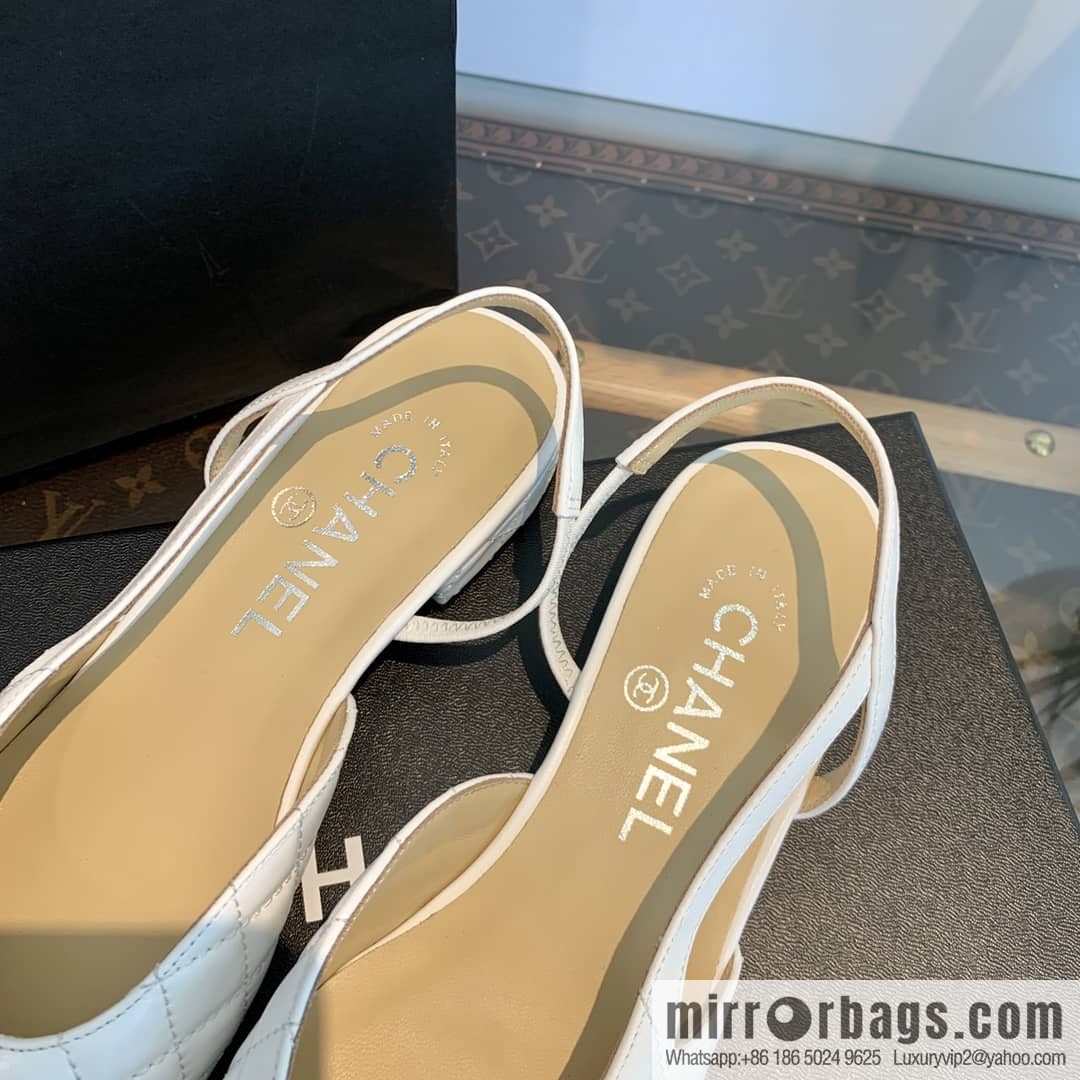 Chanel Xiaoxiang rhombus color matching thick-heeled sandals