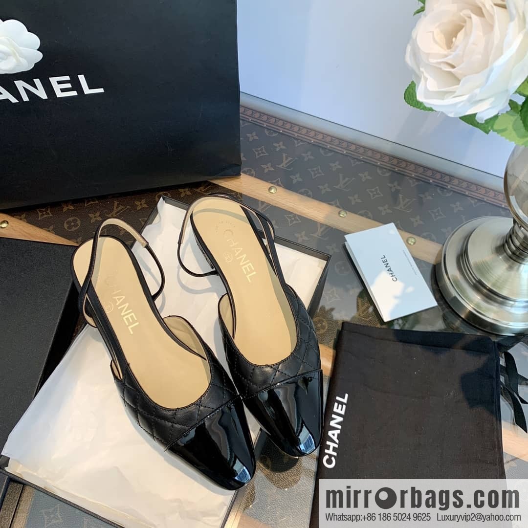 Chanel Xiaoxiang rhombus color matching thick-heeled sandals