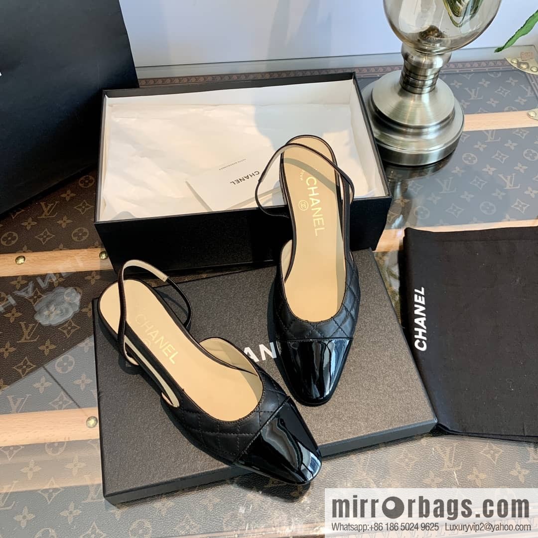 Chanel Xiaoxiang rhombus color matching thick-heeled sandals