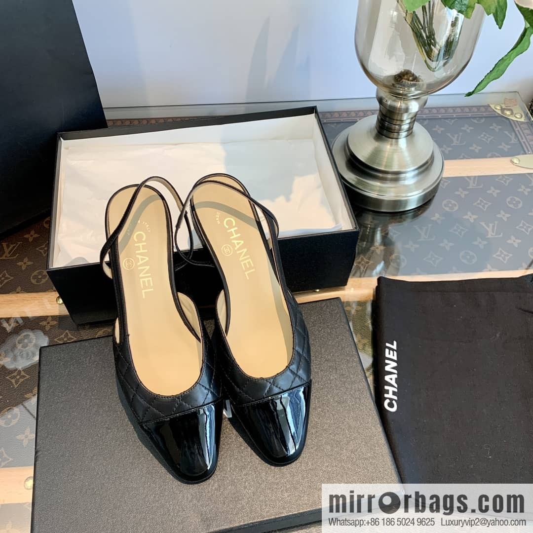 Chanel Xiaoxiang rhombus color matching thick-heeled sandals