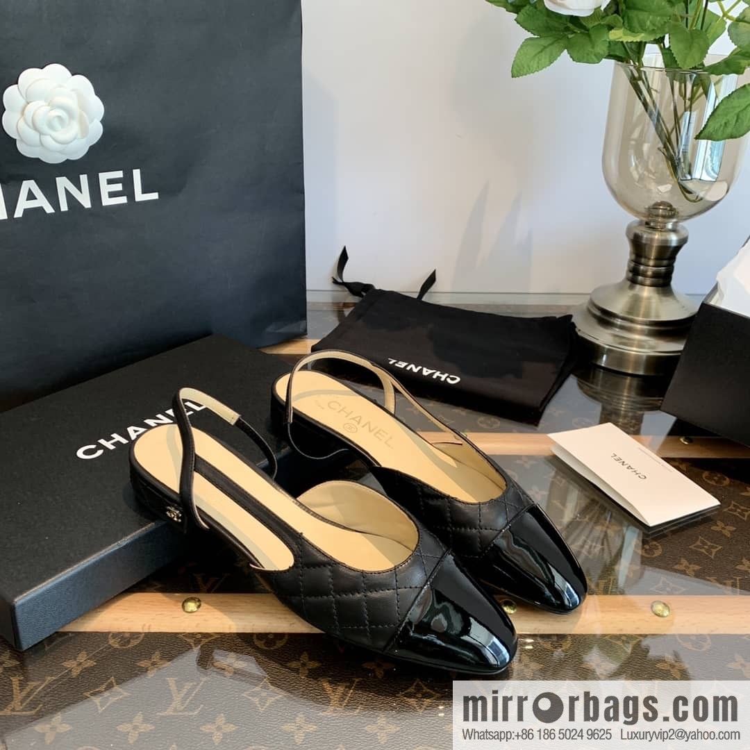 Chanel Xiaoxiang rhombus color matching thick-heeled sandals