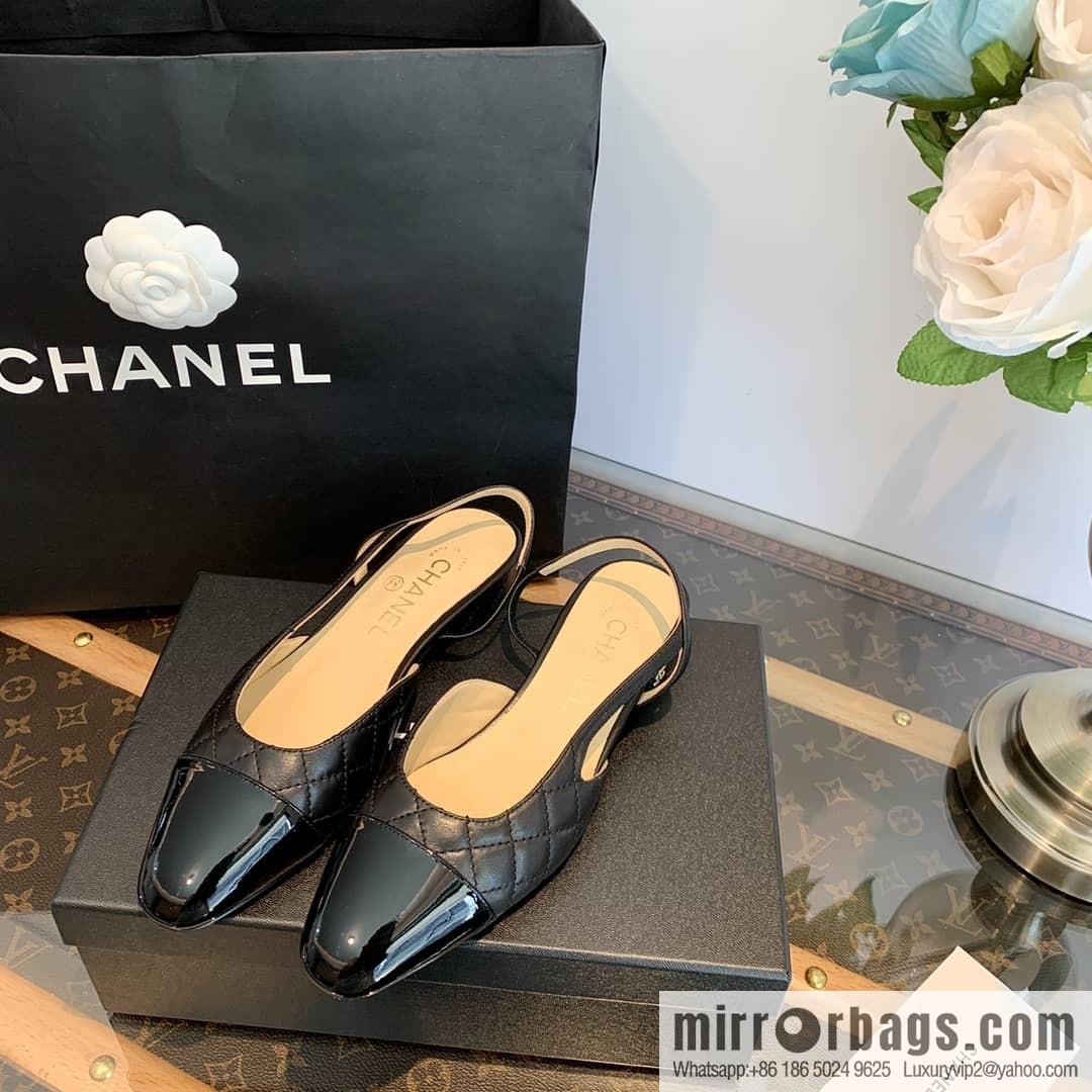 Chanel Xiaoxiang rhombus color matching thick-heeled sandals