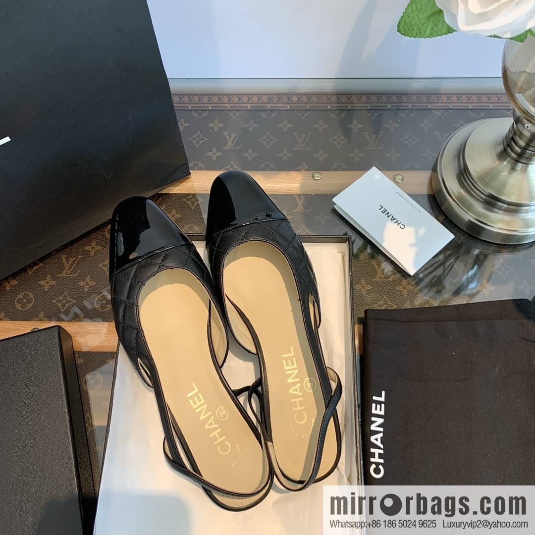 Chanel Xiaoxiang rhombus color matching thick-heeled sandals