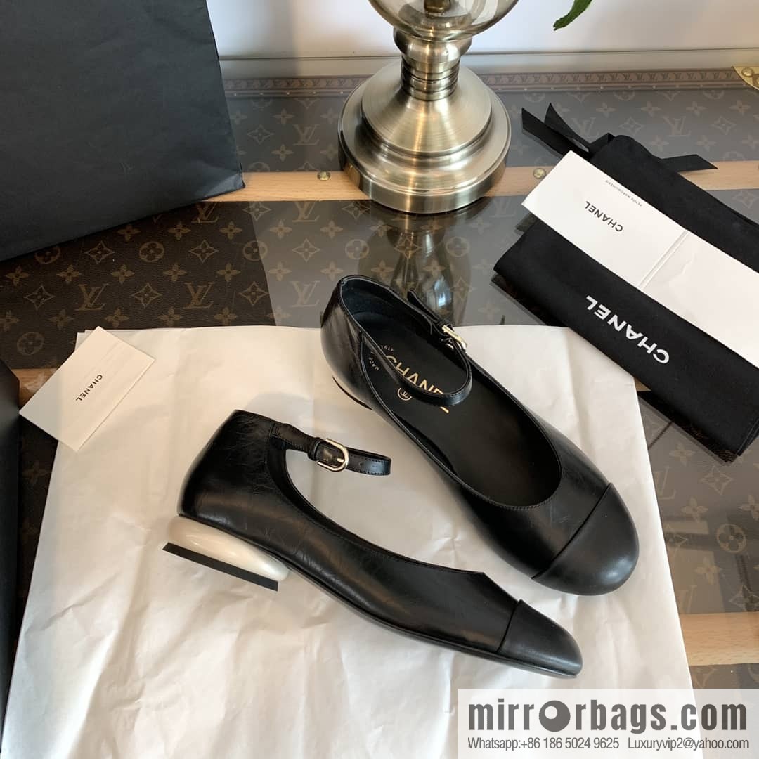 Chanel small fragrance color matching pearl heel counter Mary Jane single shoes‼