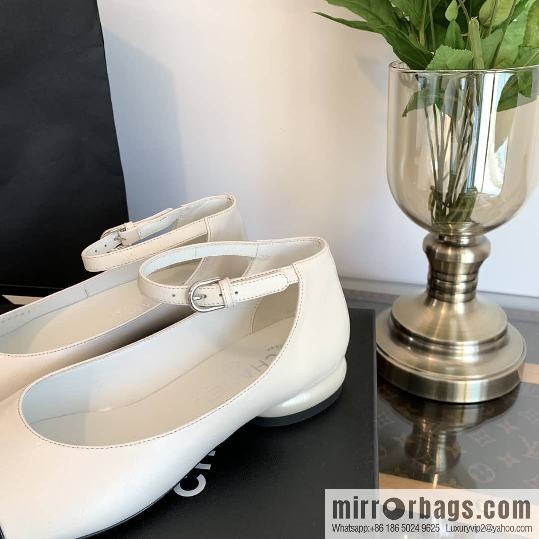 Chanel small fragrance color matching pearl heel counter Mary Jane single shoes‼